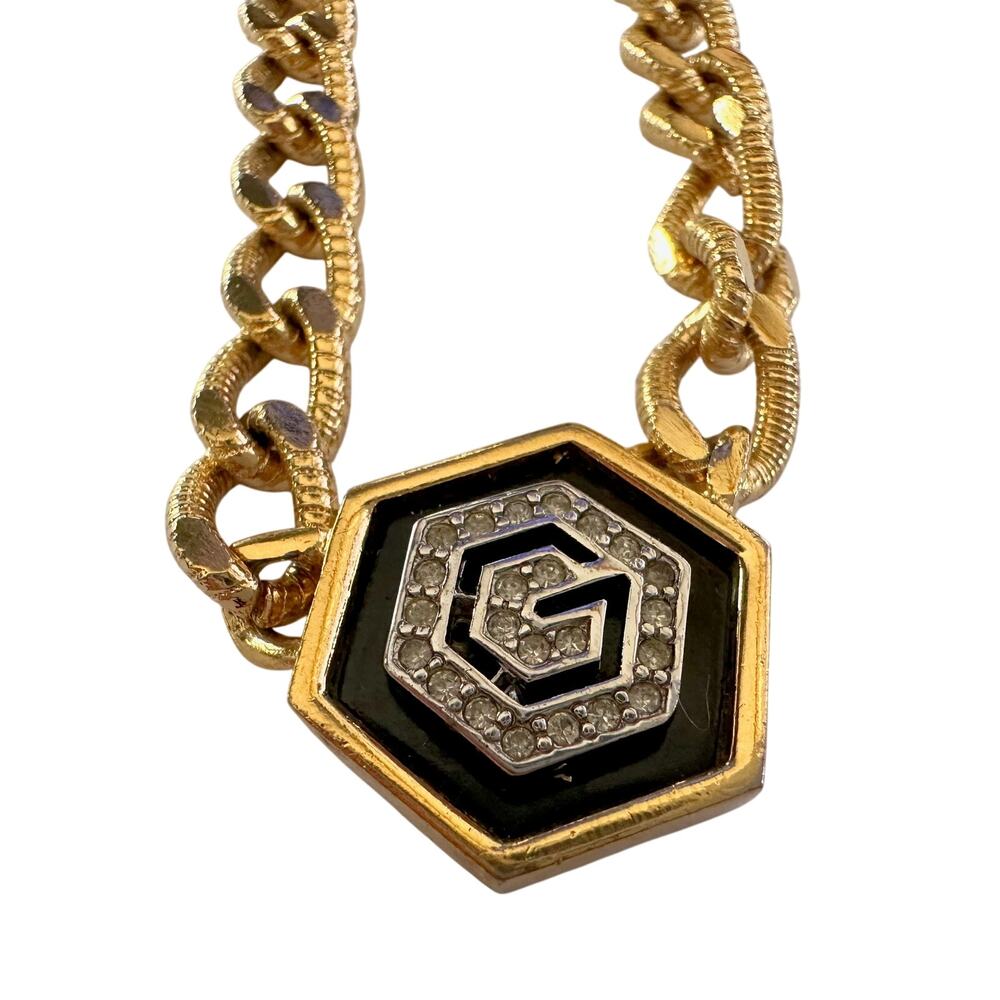 Givenchy Necklace with "G" in Hexagonal Pendant of Black Enamel and Rhinestones - Picture 4 of 15